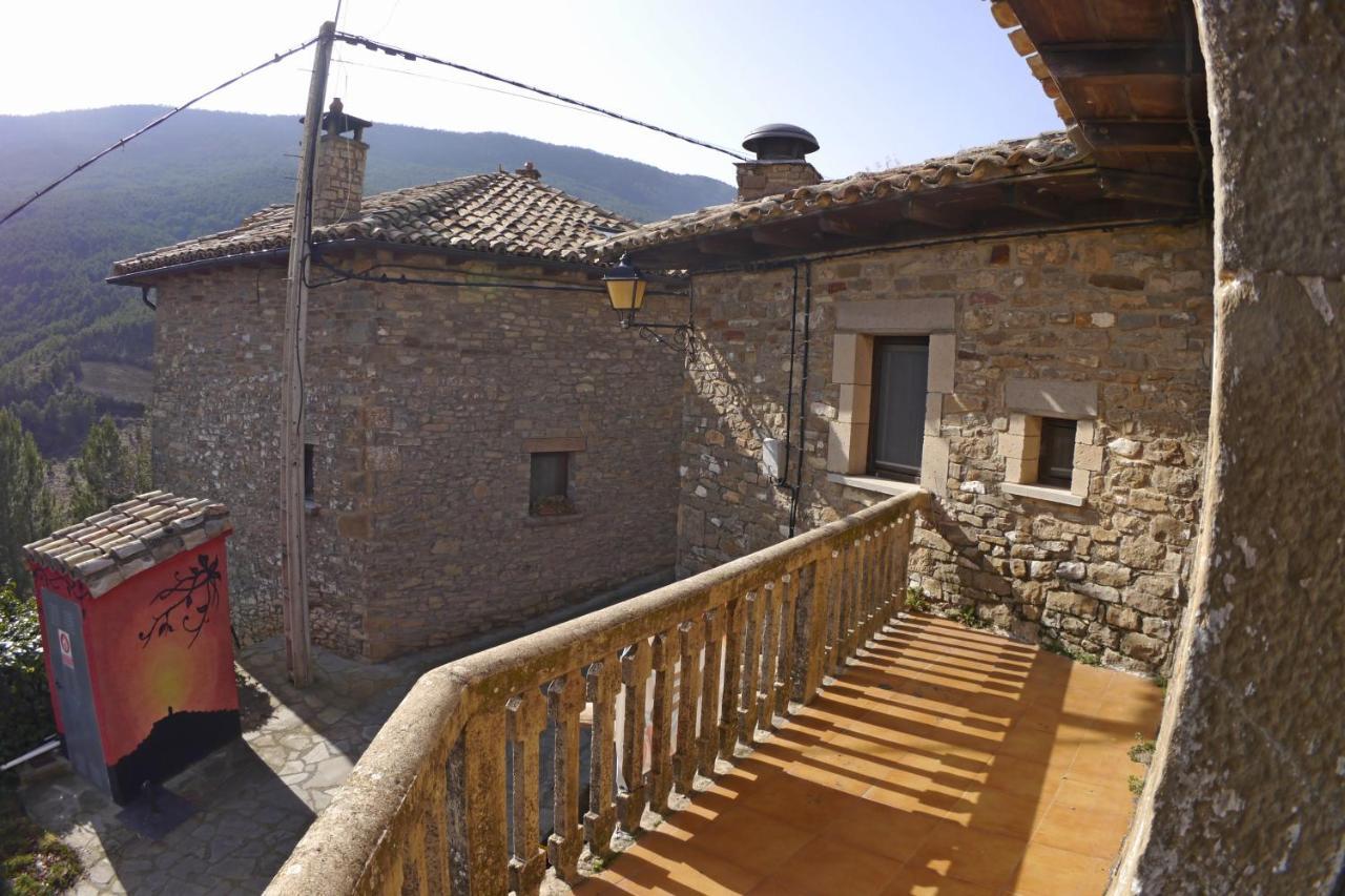 Albergue Restaurante De Artieda Extérieur photo